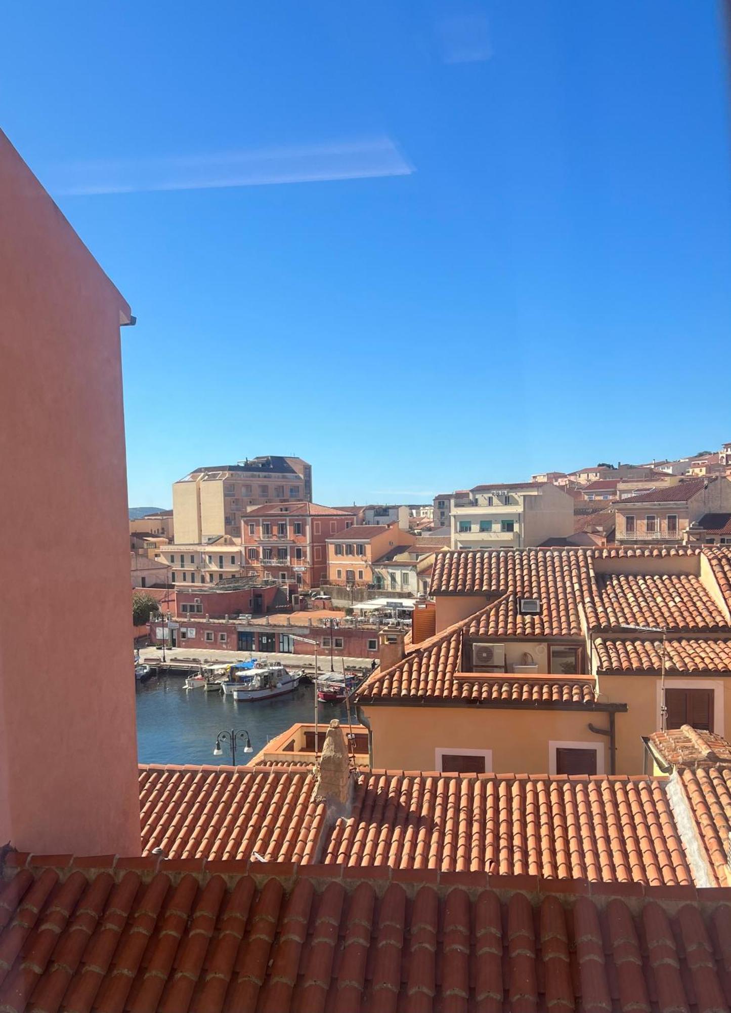 Maison Madeleine La Maddalena  Kültér fotó